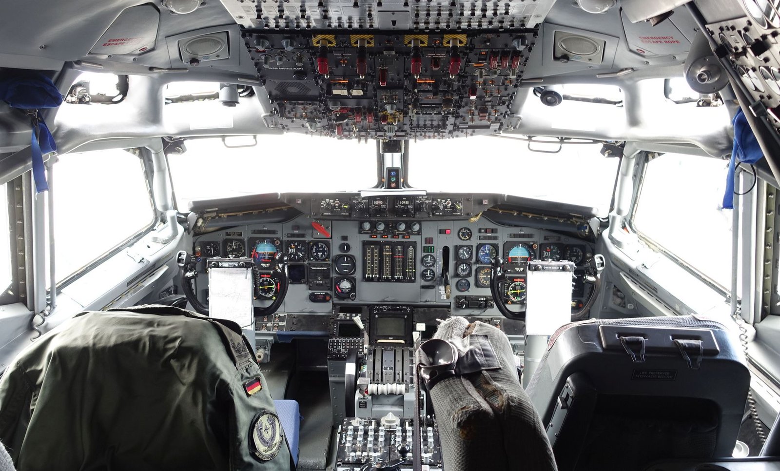 vmc twin engine aircraft