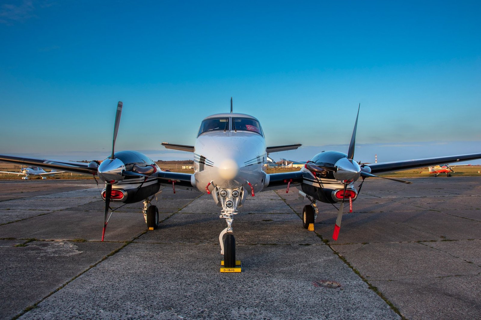 critical engine failure twin engine